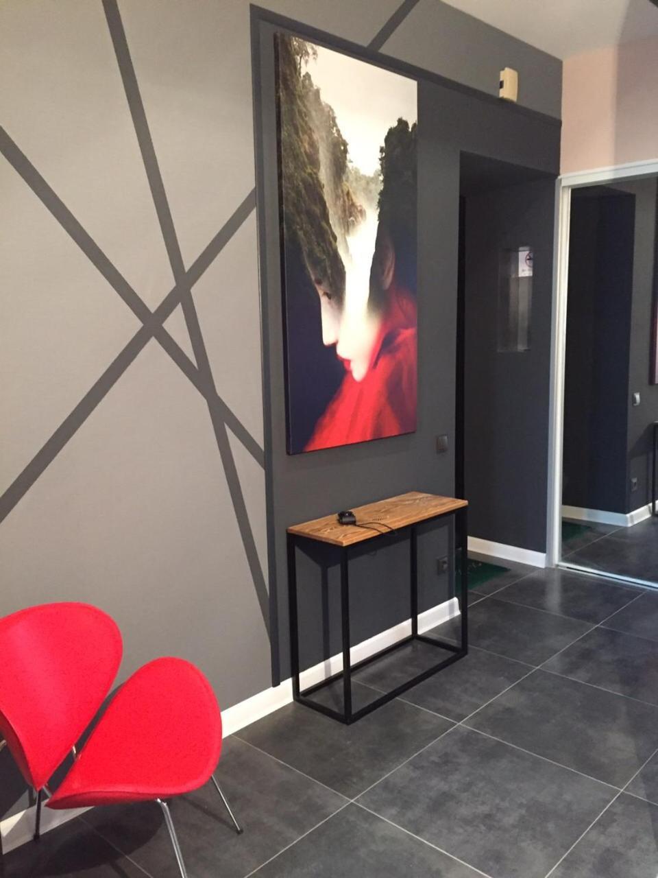 Apartment New Lesi Ukrainky Blvd And Olimpiyska And Kreshchatyk And Manhattan With Parking *