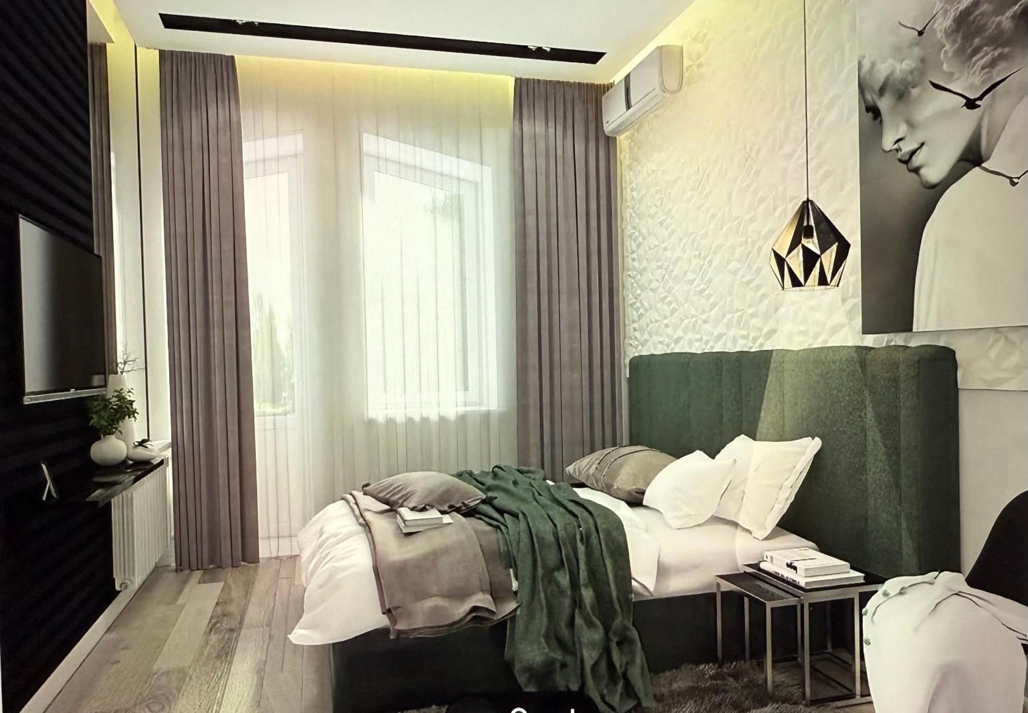New Lesi Ukrainky Blvd And Olimpiyska And Kreshchatyk And Manhattan With Parking Apartament *