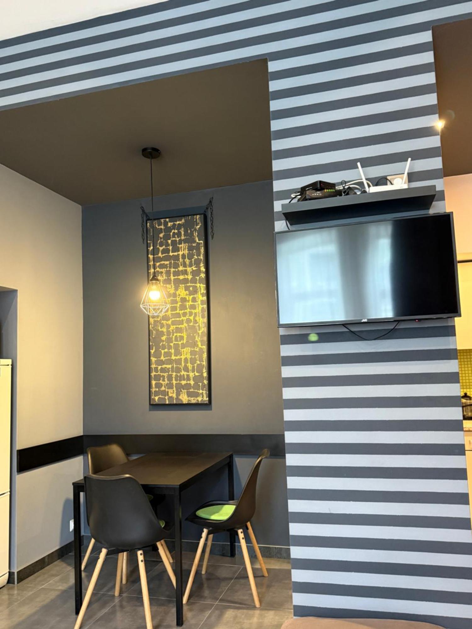 Apartment New Lesi Ukrainky Blvd And Olimpiyska And Kreshchatyk And Manhattan With Parking Kyiv